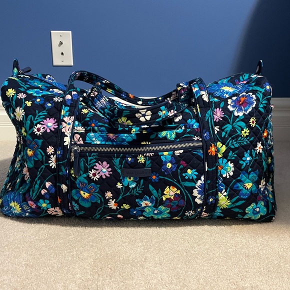 Vera Bradley Handbags - Vera Bradley Large Duffel Bag